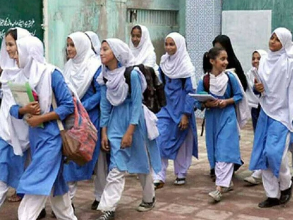 Private schools fee during vacations