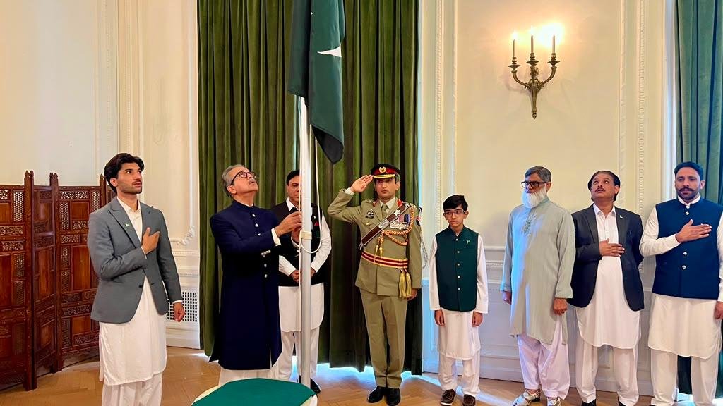 Flag is being hoisted at Pakistan UN mission in New York.