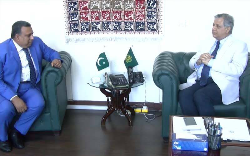 Pakistan minister and Bangladesh ambassador hold meeting.