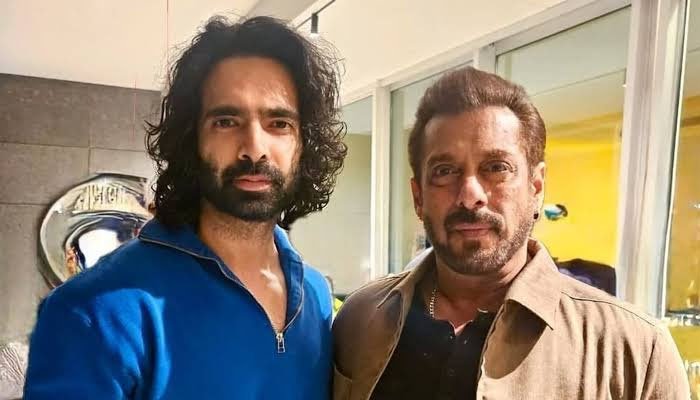 Guards son in Bollywood