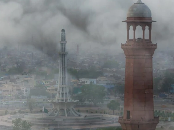 Smog a d pollution in Lahore