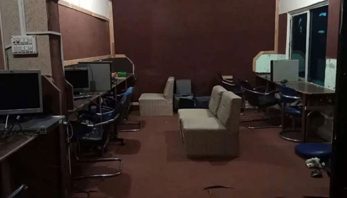 Illegal call centres raided.
