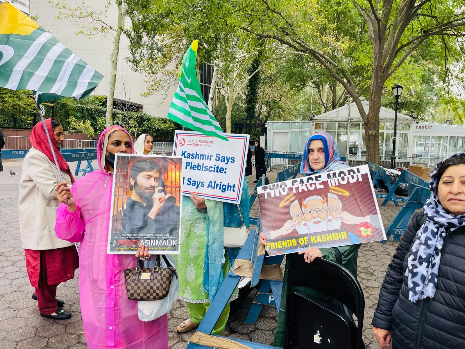 Kashmiri Protest2.jpg