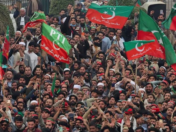 PTI long march on Islamabad