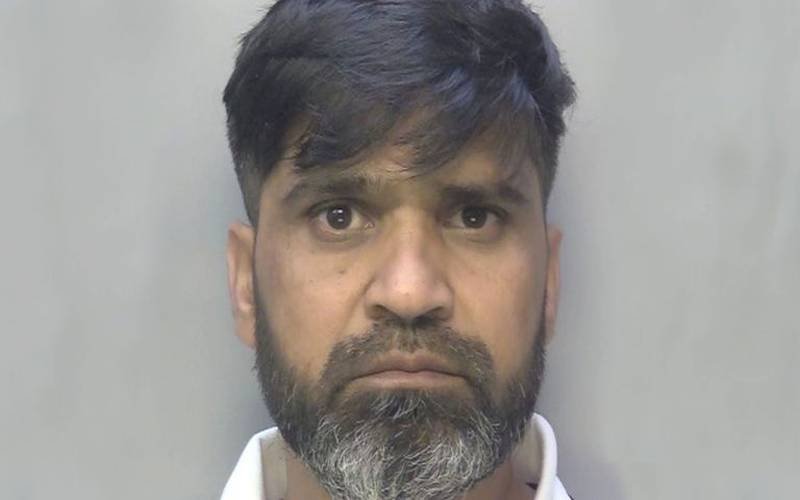 Daughter killer attacked in London jail