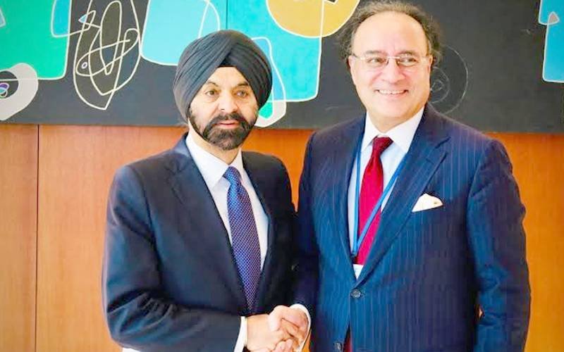 Aurangzeb meets WB President