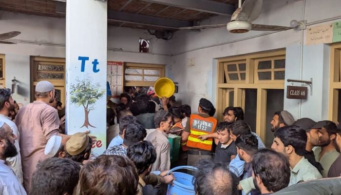 School building collapse in Peshawar
