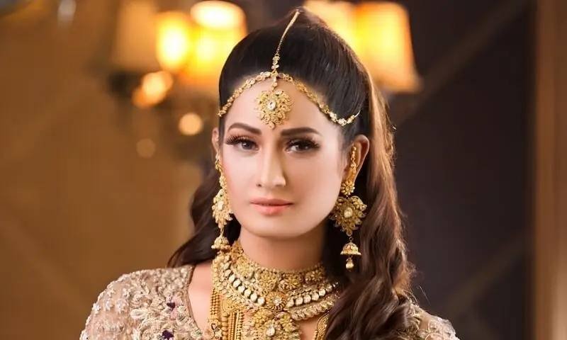Jia Ali debut earning