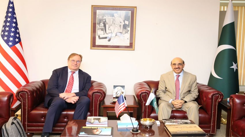 Ambassador Masood, Atlantic Council chief discuss ties