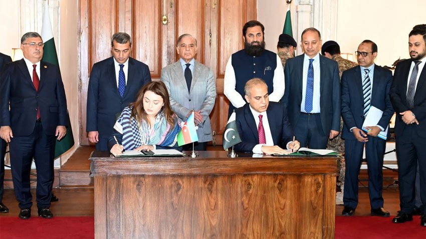 Agreement signed with Azerbaijan for procurement of LNG