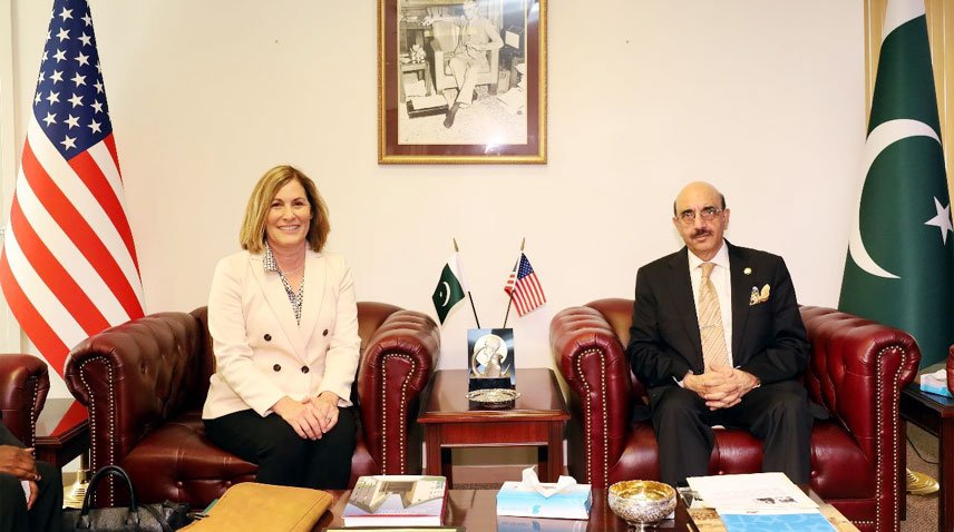 Pak envoy, IWH chief discuss women health issues