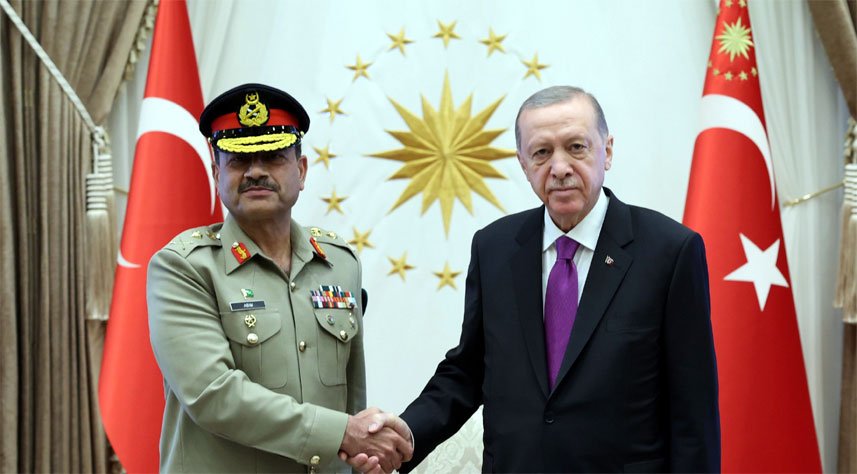 COAS calls for enhancing Pak-Turkiye defence collaboration