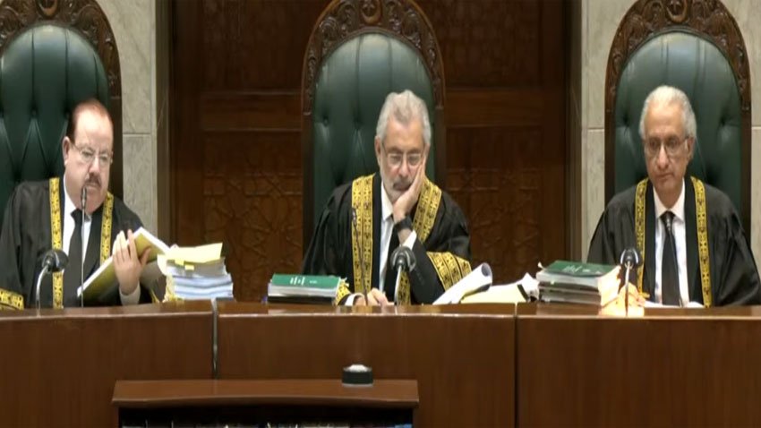Full court continues hearing of petitions against SC procedure law