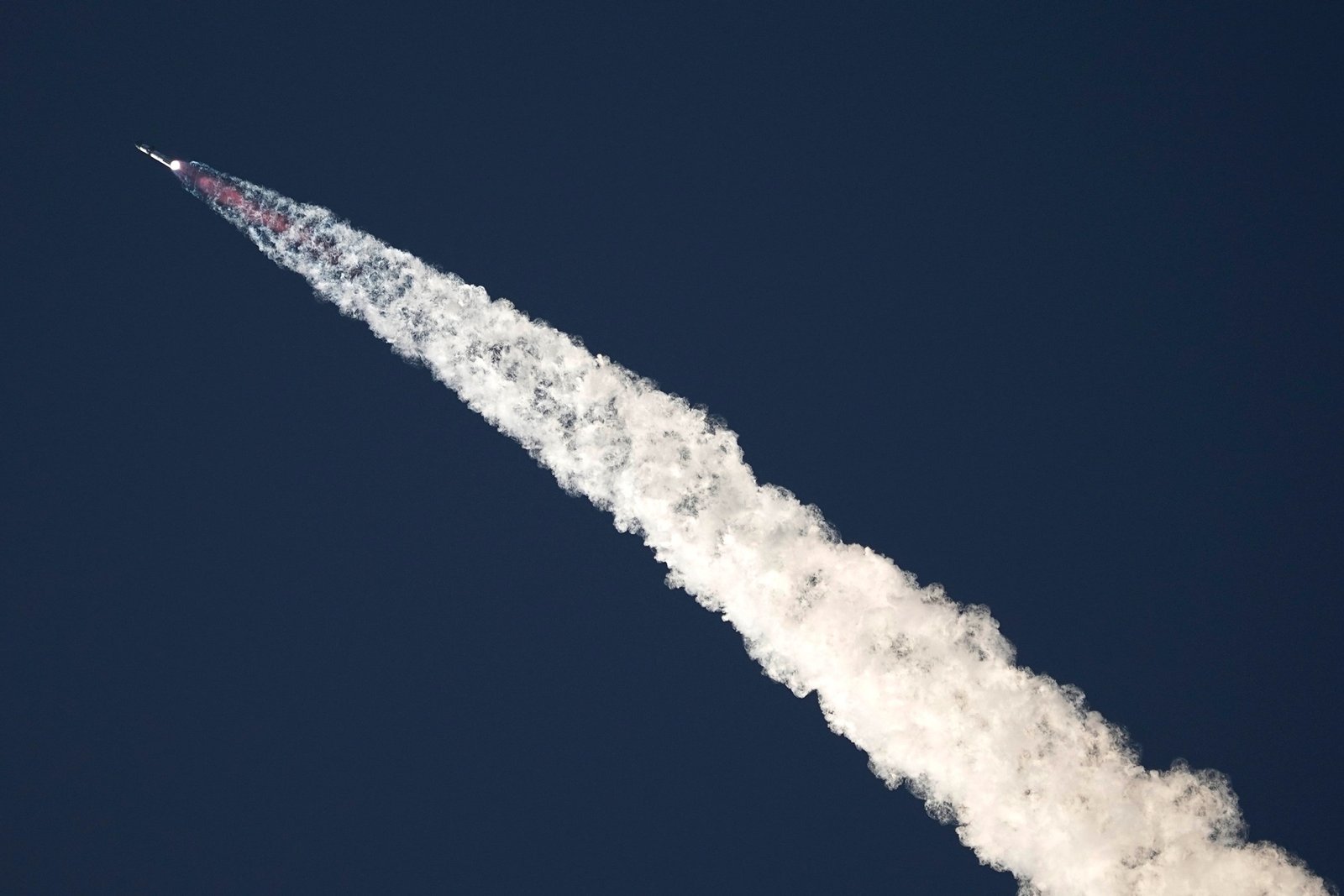 SpaceX Starlink Satellite Breaks Due to Malfunction