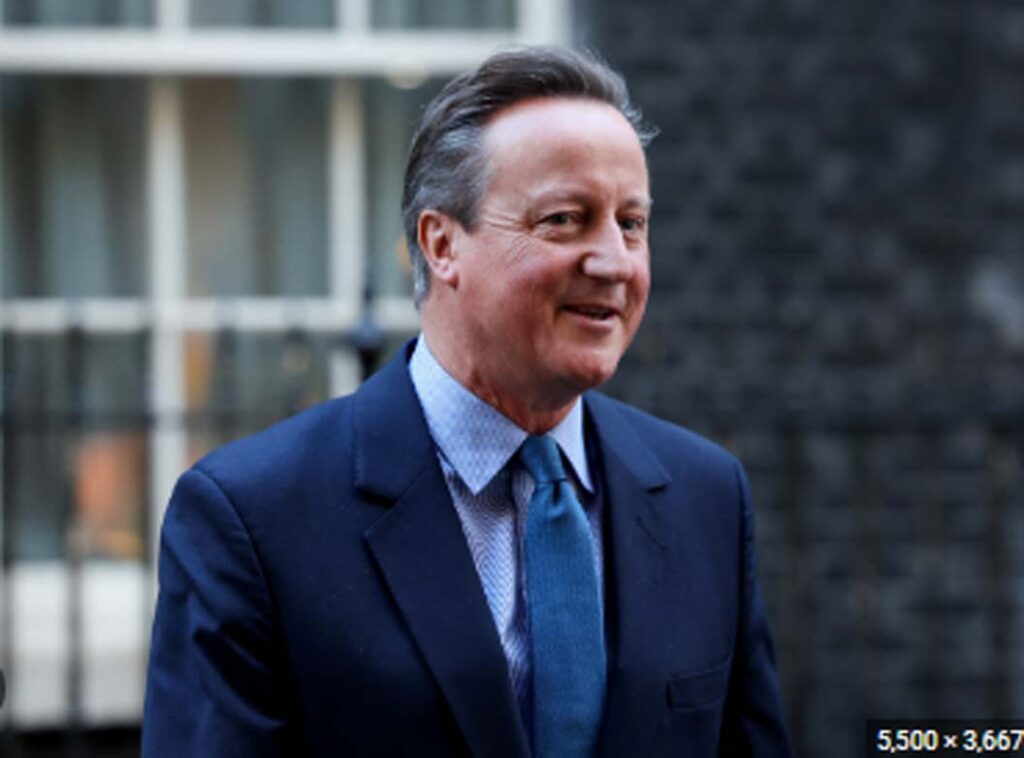 Cameron returns to govt as UK foreign secretary