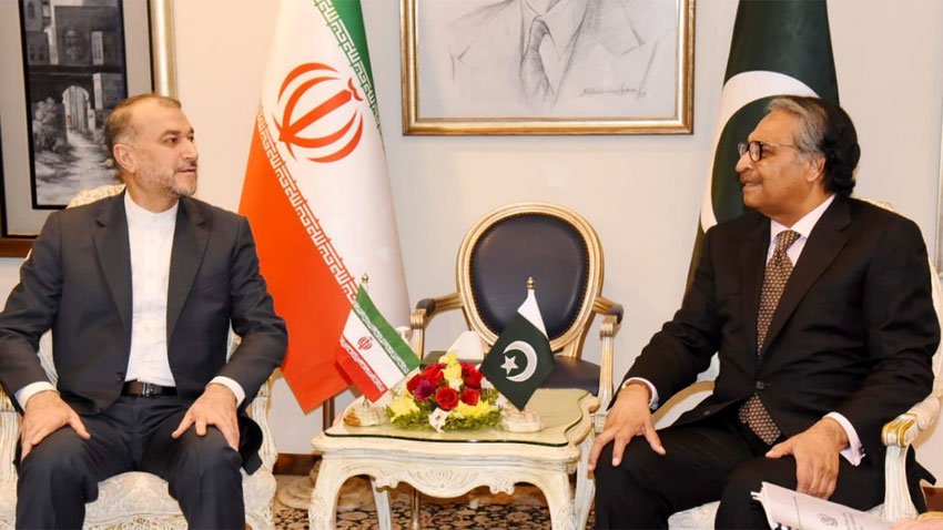 FMs of Iran and Pakistan