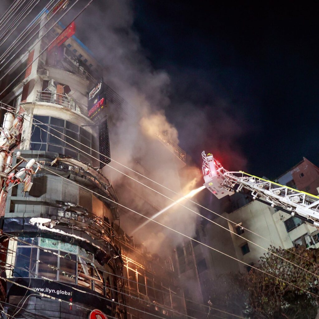 Fire in Bangladesh restaurant