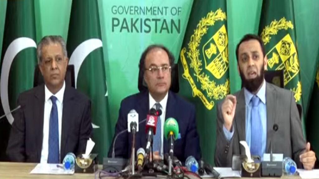 Economy fast recovering, inflation down by 21pc: Aurangzeb
