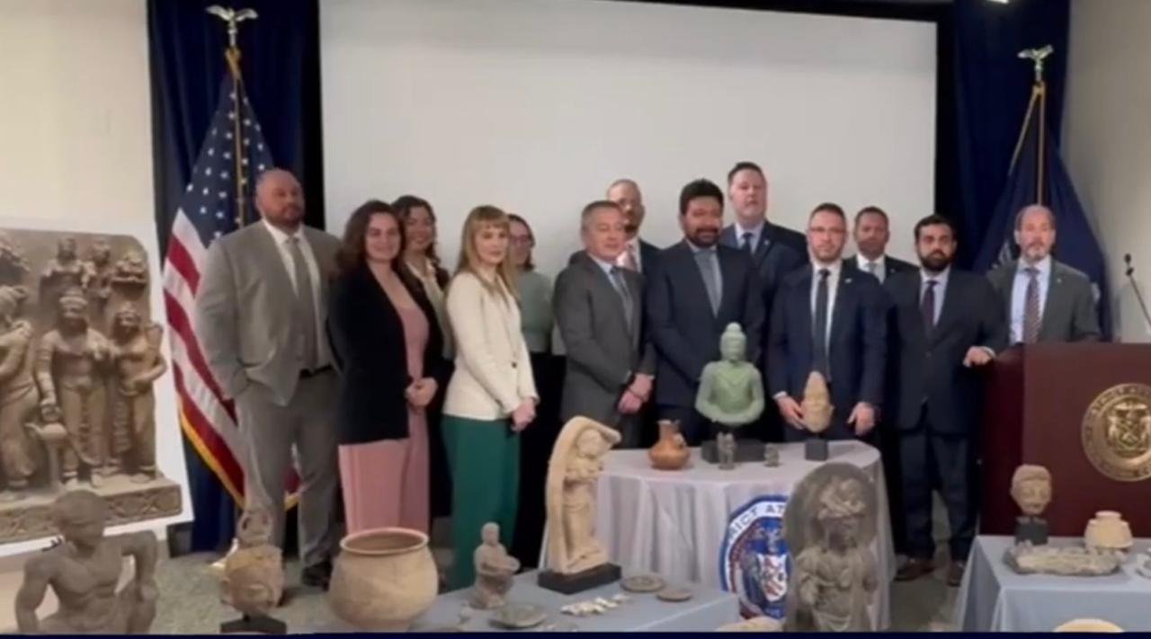 US returns antiquities stolen, smuggled from Pakistan