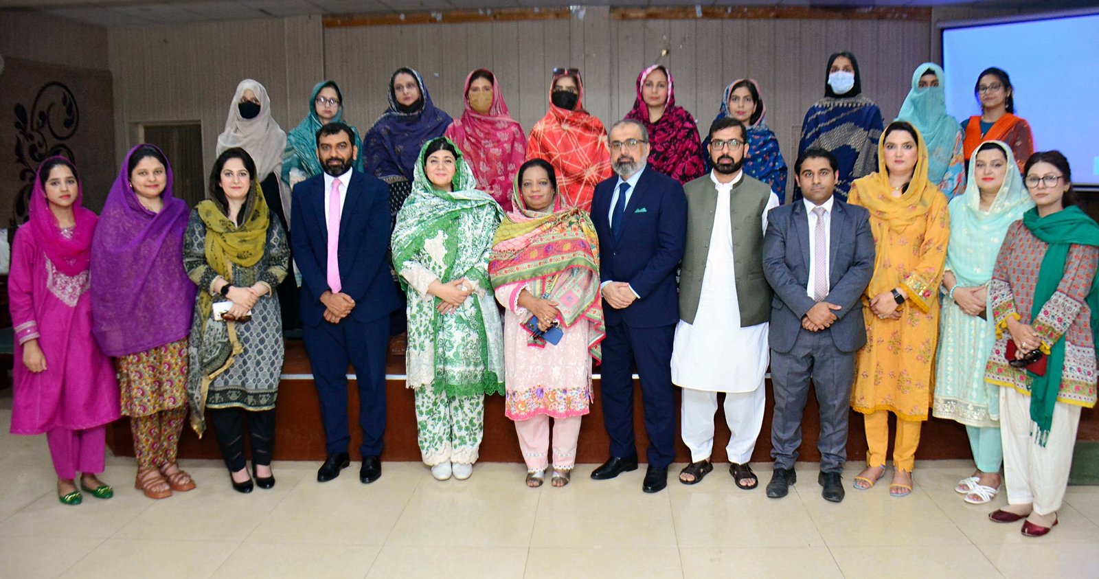 Experts highlight importance of women financial literacy