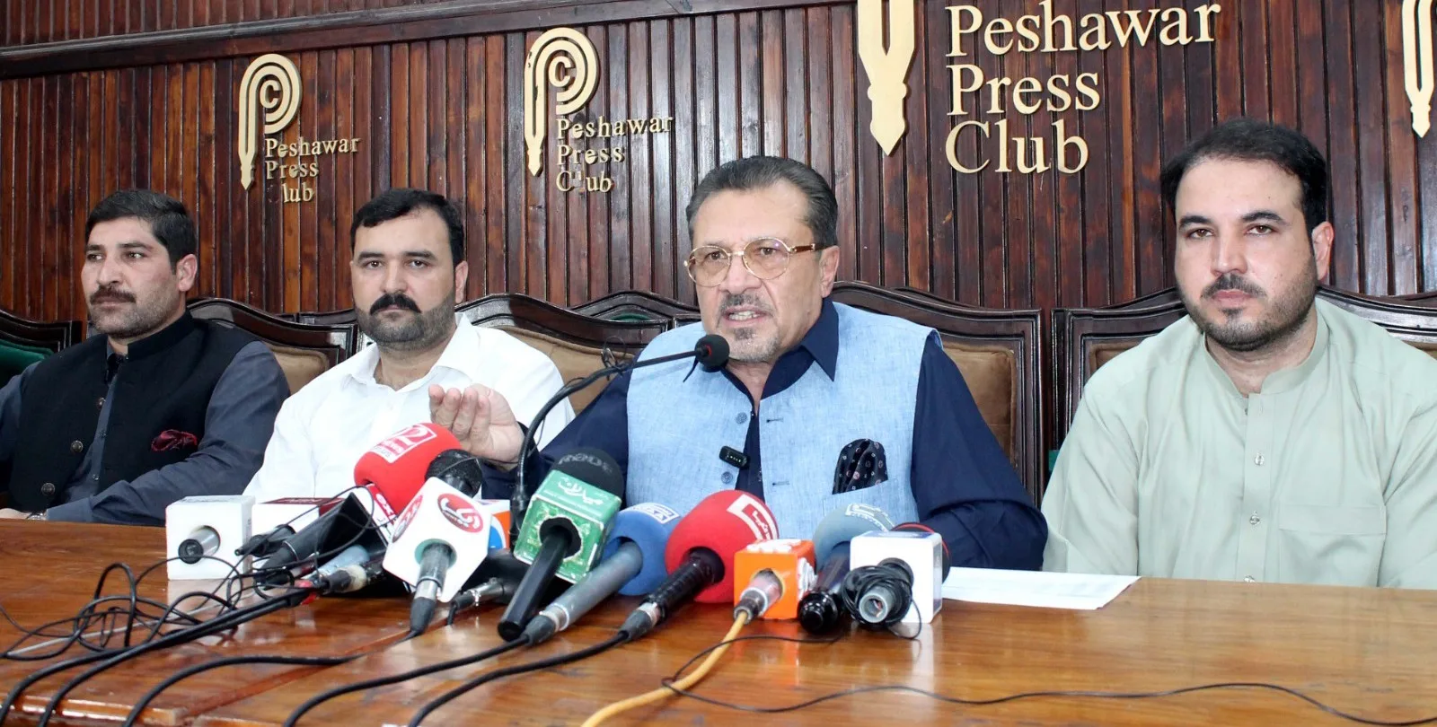 PTI govt backs terrorists, involved in corruption: PPP