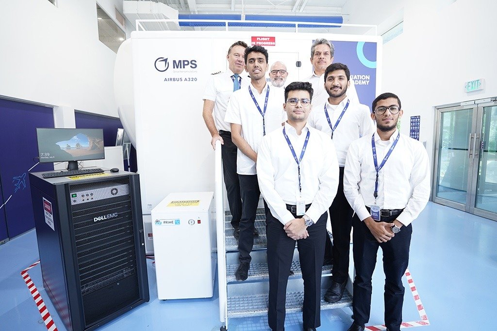 FJ partners with academy to train future pilots