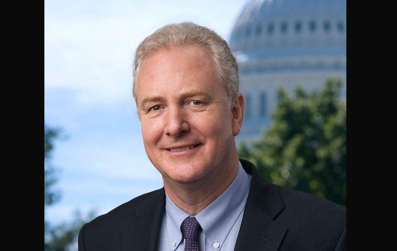 US senator felicitates Pakistanis on Independence Day