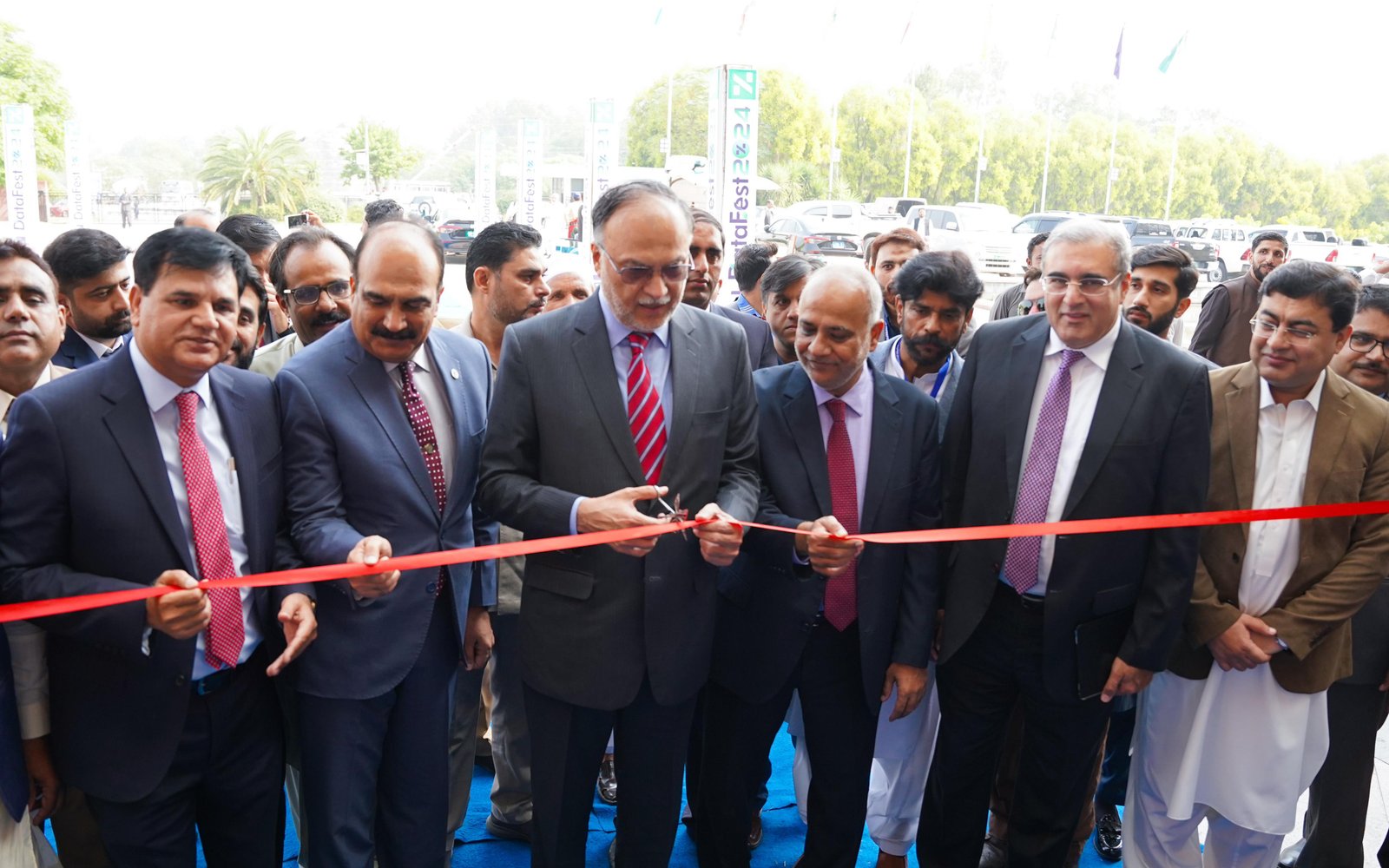 Ahsan sees Pakistan among top 10 economies by 2047