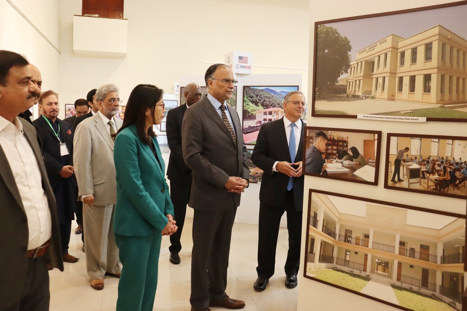 Pak-US ties of enduring strategic importance: minister