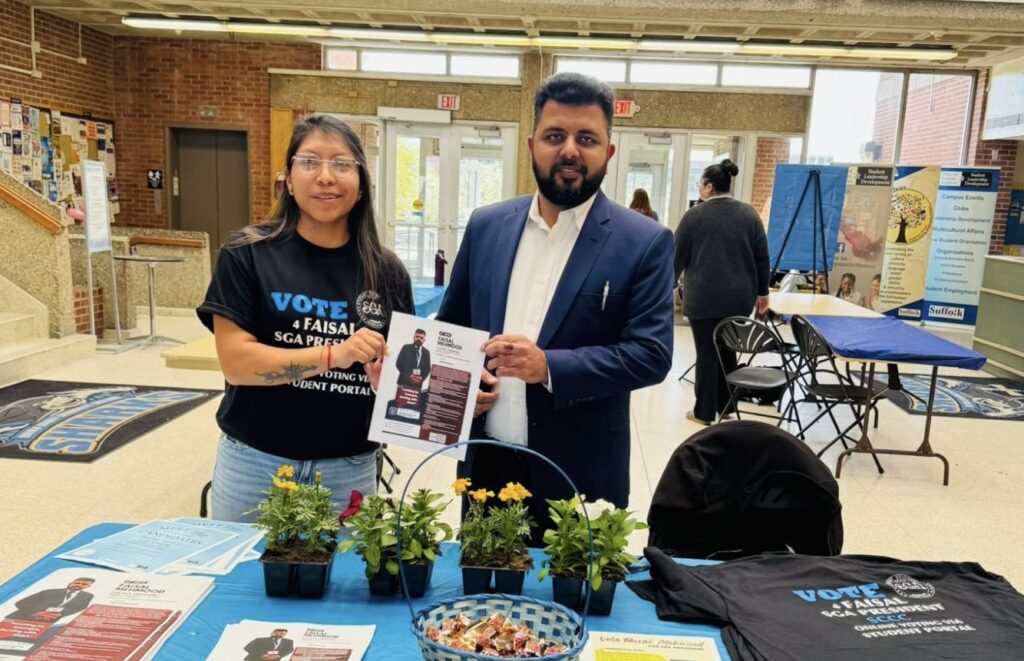 Pakistani-American youth Chaudhry Faisal Mahmood has been elected president of the student union at Suffolk County College