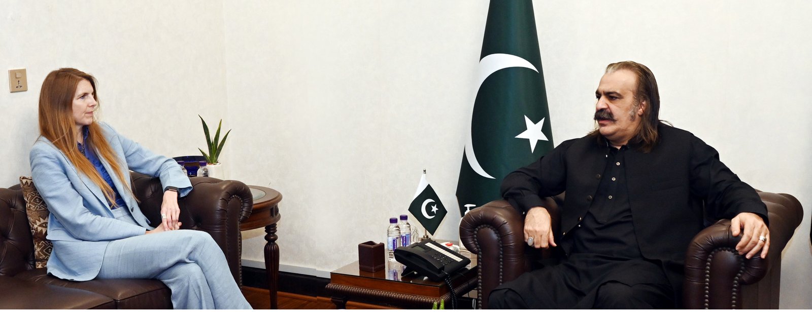 KP, British Govt to Deepen Cooperation in Social & Development Sectors