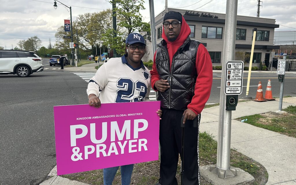 Pump and Pray’ Initiative Offers Free Gas to Struggling New Yorkers Amid Rising Fuel Costs
