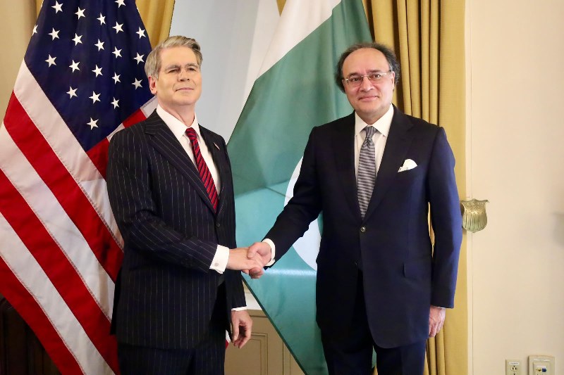Pakistan Finance Minister Muhammad Aurangzeb met U.S. Treasury Secretary Scott Bessent and DFC officials to seek greater investment, expand economic cooperation, and accelerate private sector-led development projects.